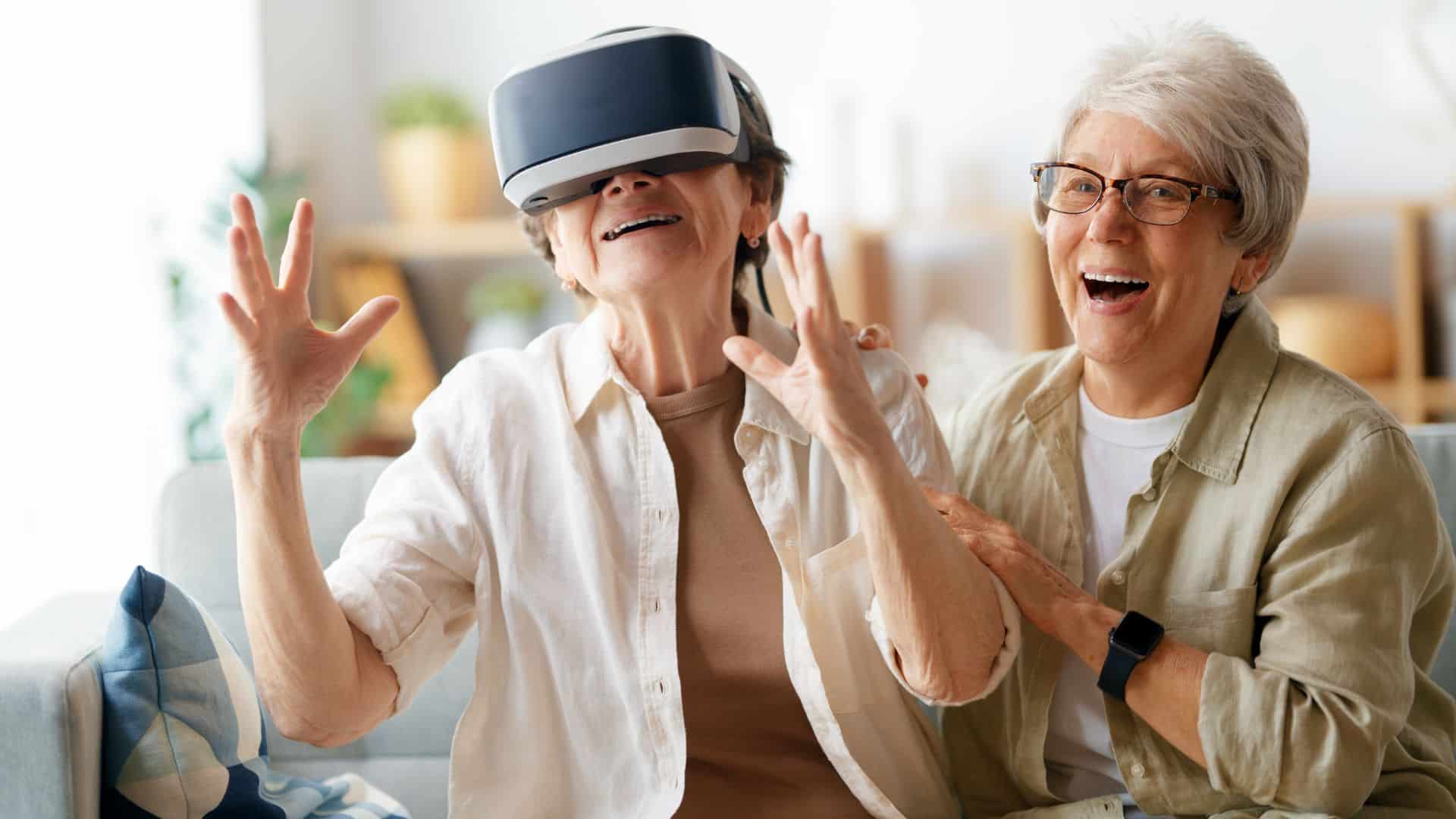Gogle VR co to jest? Seniorki grają w grę