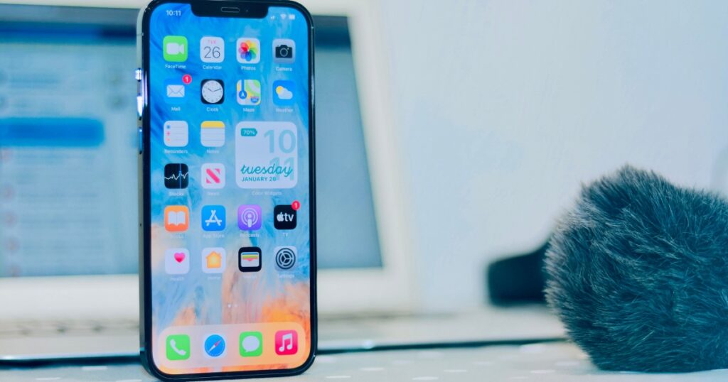 telefon-iphone-zawiesil-sie aplikacje w iphone zawiesiły się