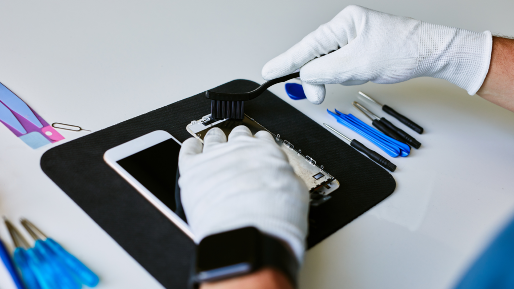 Wymiana ekranu w iphone  i samsung