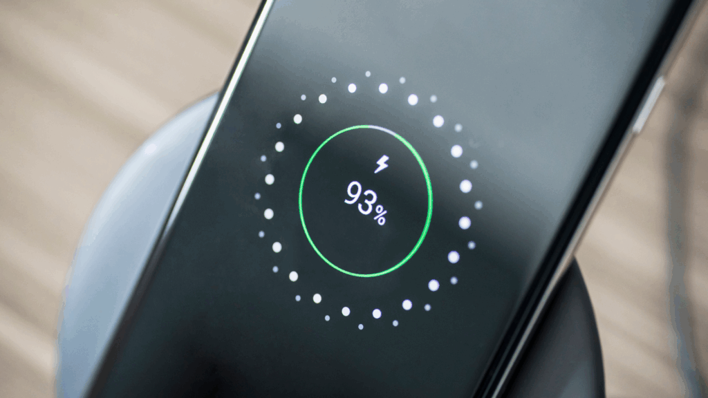 wskażnik baterii na telefonie samsung pokazuje ładowanie