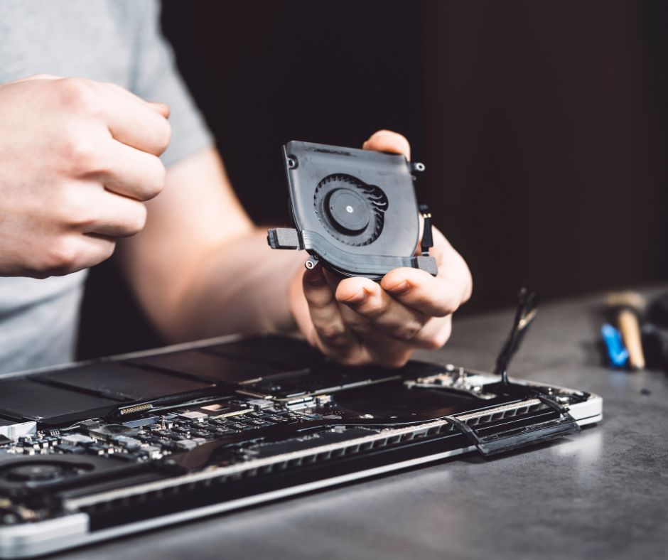 czyszczenie laptopa chłodzenia